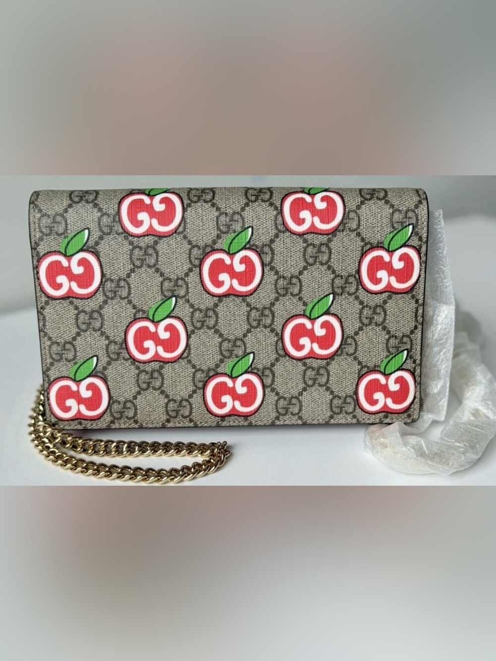 11 left! 15 Spot Quickie! Gucci GG Supreme Apple Print WOC Ltd edition - Picture 5 of 11